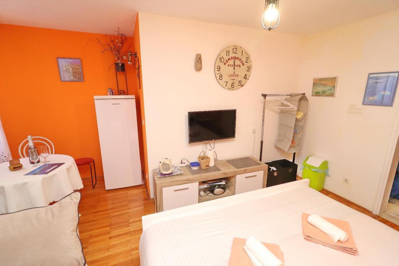 Guest House Jungher Korčula Esterno foto